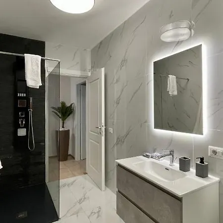 Apartment American Garden House