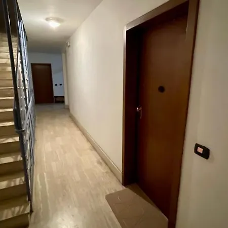 American Garden House Apartment *