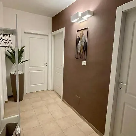 Apartment American Garden House *