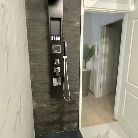 American Garden House