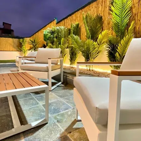 American Garden House *