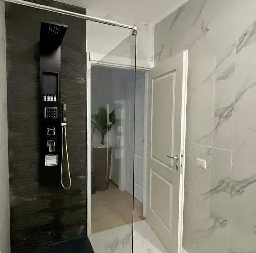 American Garden House * Nettuno