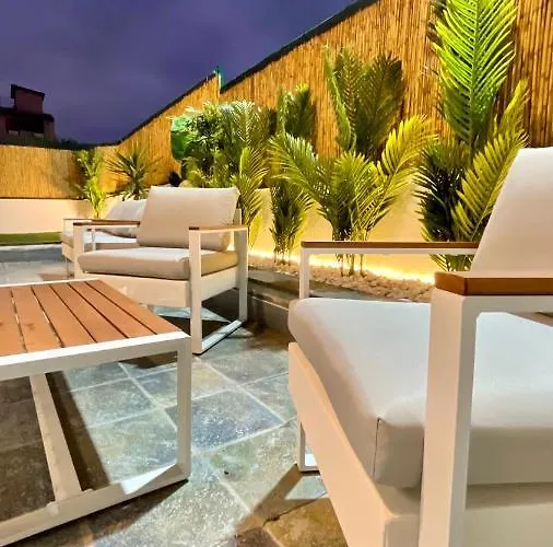 American Garden House *